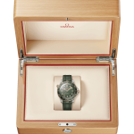 Omega Seamaster Diver 300m Titanium and OMEGAs exclusive 9K Bronze Gold 42mm Ref 21092422010001 21092422010001-10.jpg